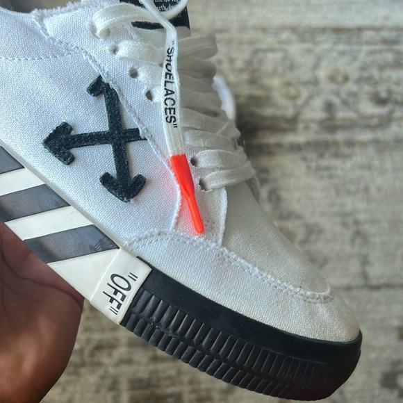 - Off White Volc Low White & Black Arrow (42) - Picture 10 of 15